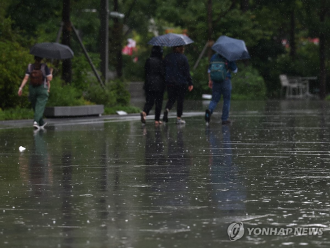  Heavy monsoon rain hits most regions; central regions to receive over 150 mm